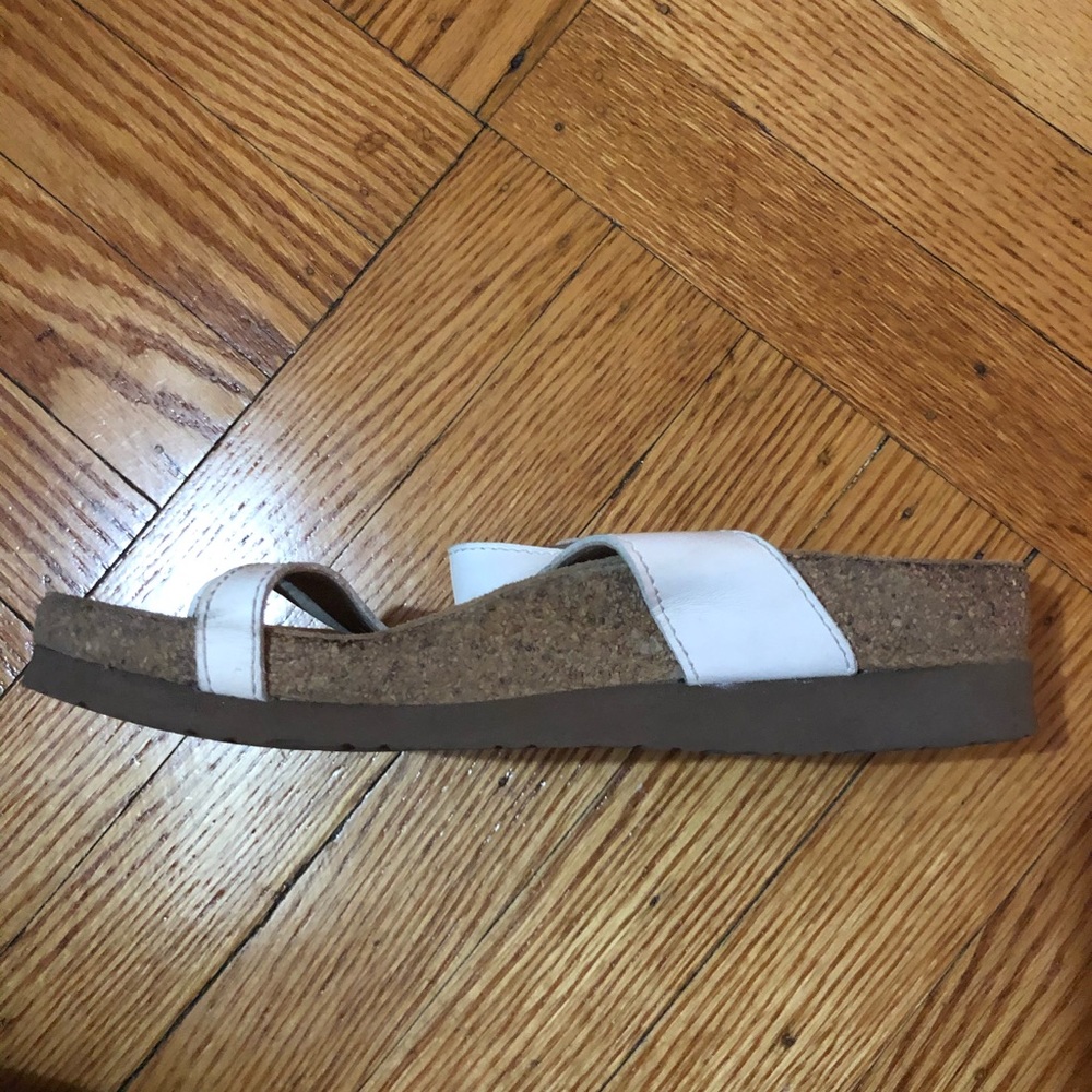 Naot Tahoe white/tan sandals - Picture 6 of 6